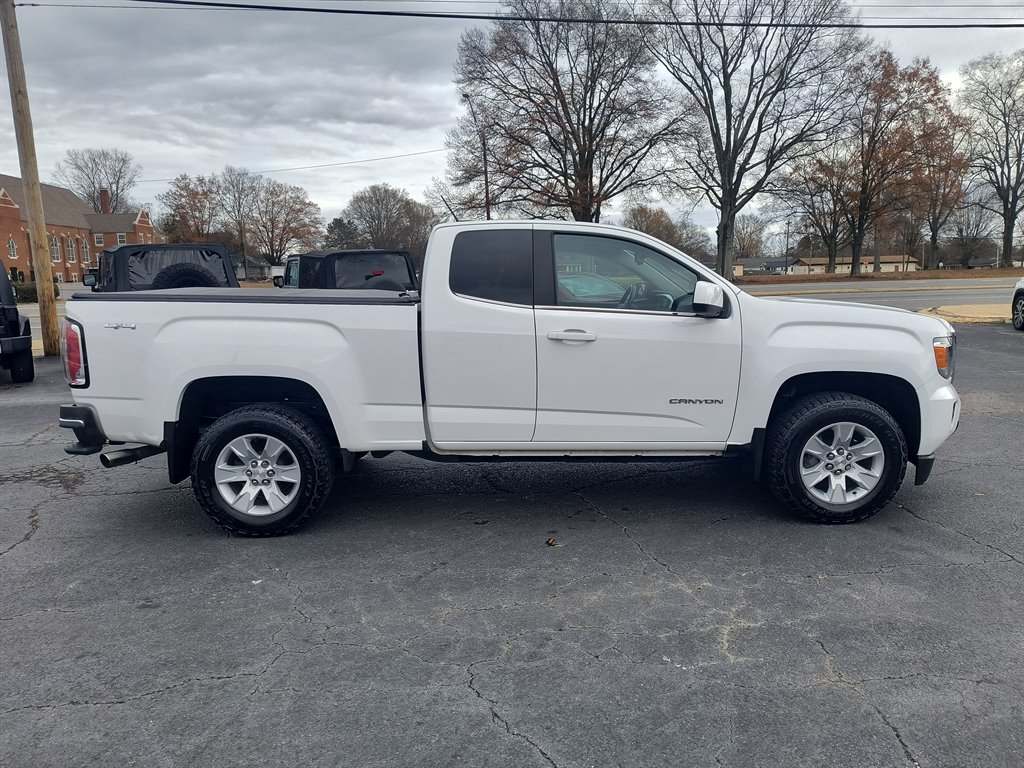 2016 GMC Canyon - $19,999