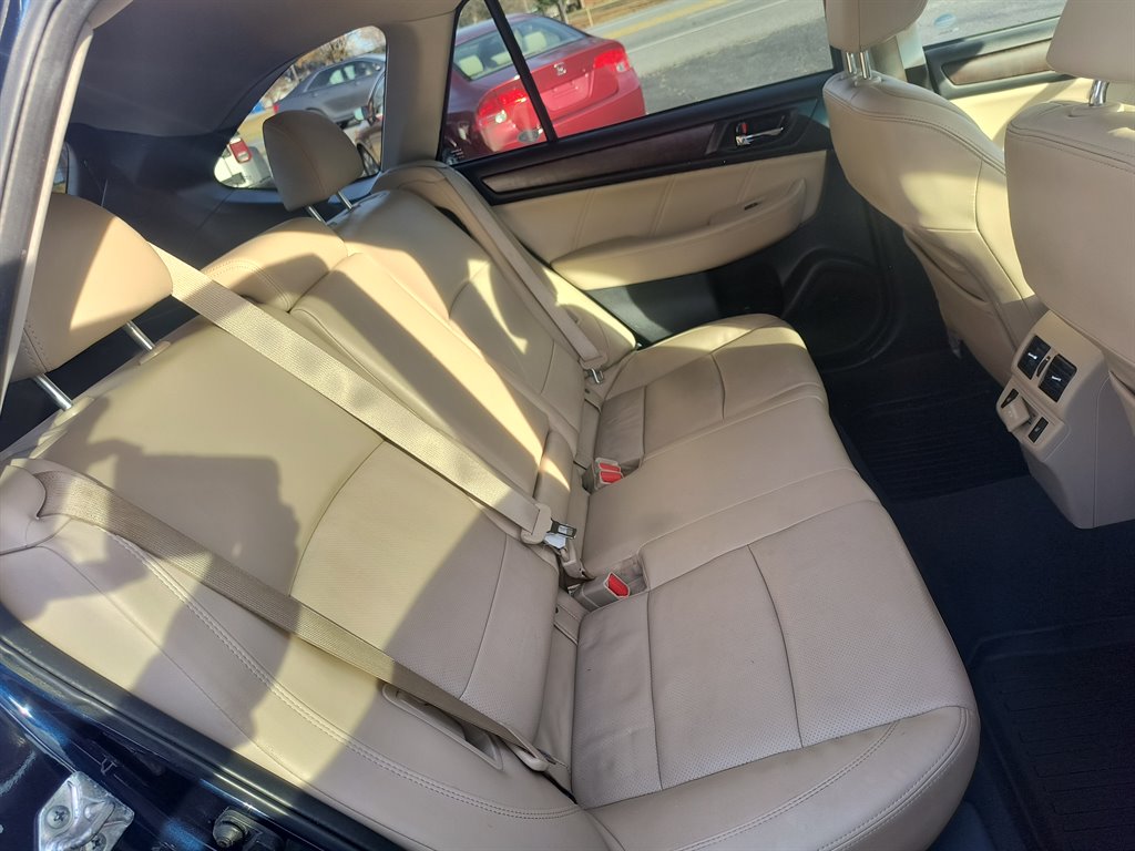 2018 Subaru Outback - $13,999