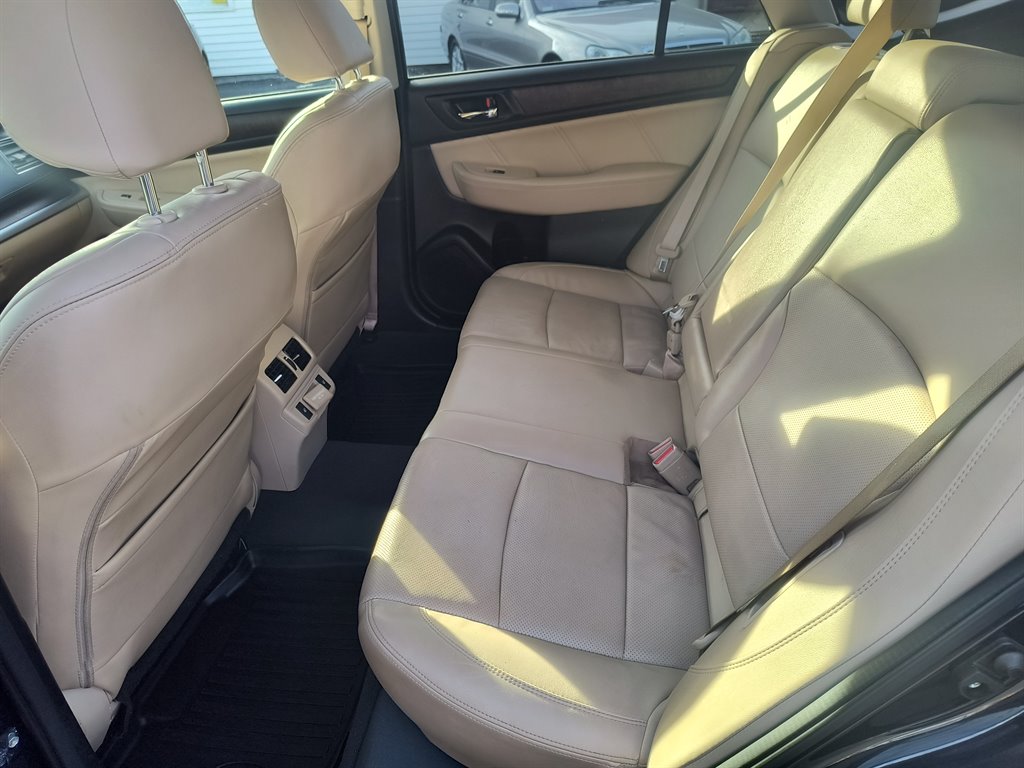 2018 Subaru Outback - $13,999