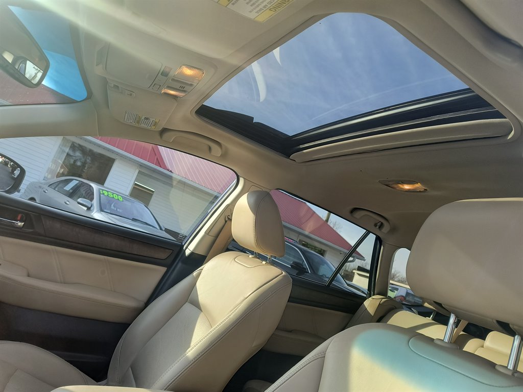 2018 Subaru Outback - $13,999
