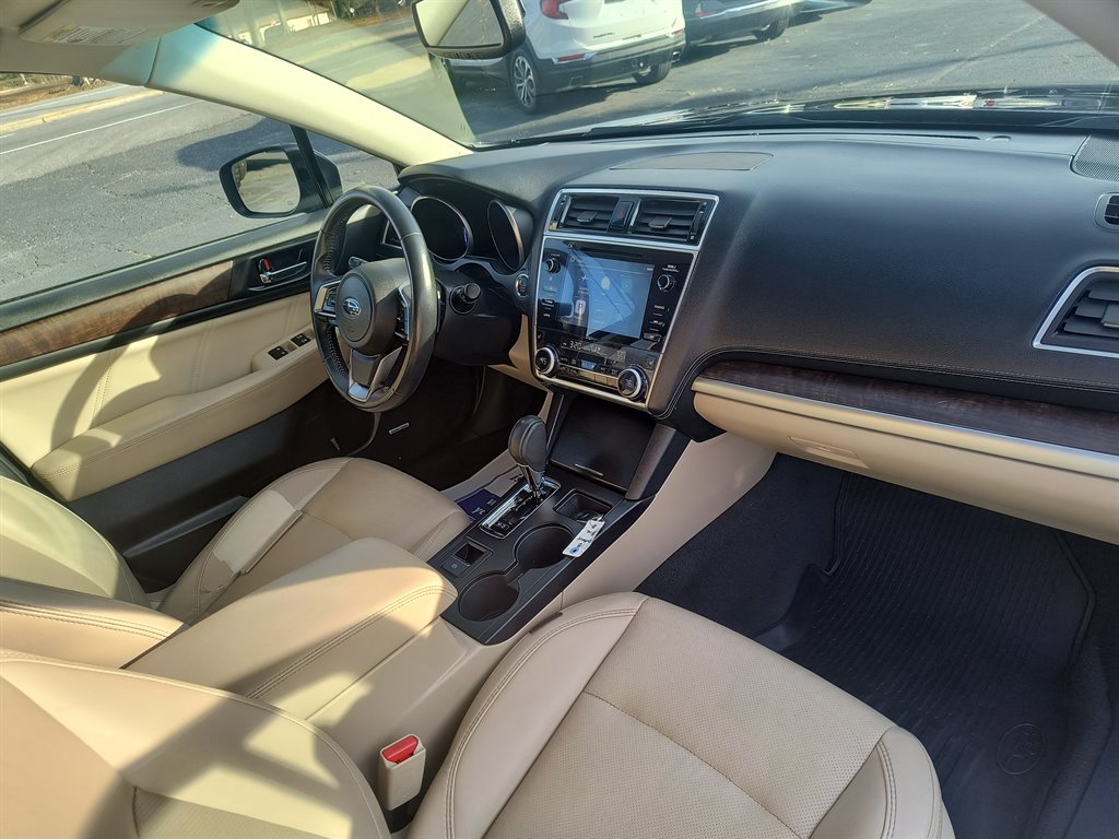 2018 Subaru Outback - $13,999