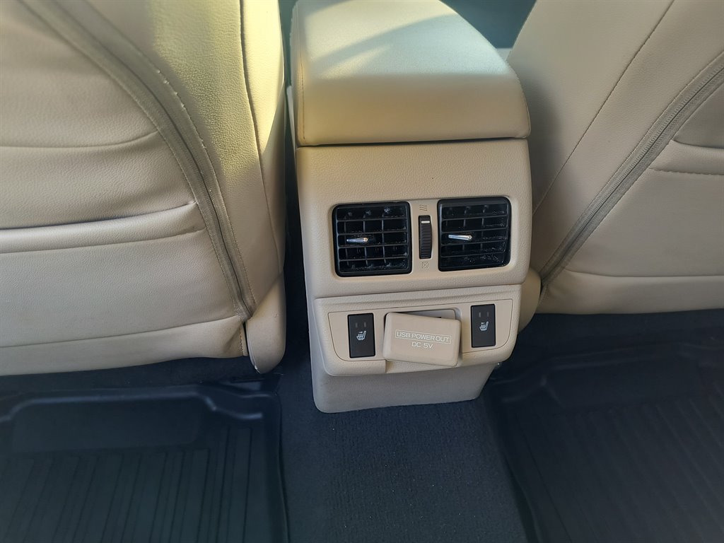2018 Subaru Outback - $13,999