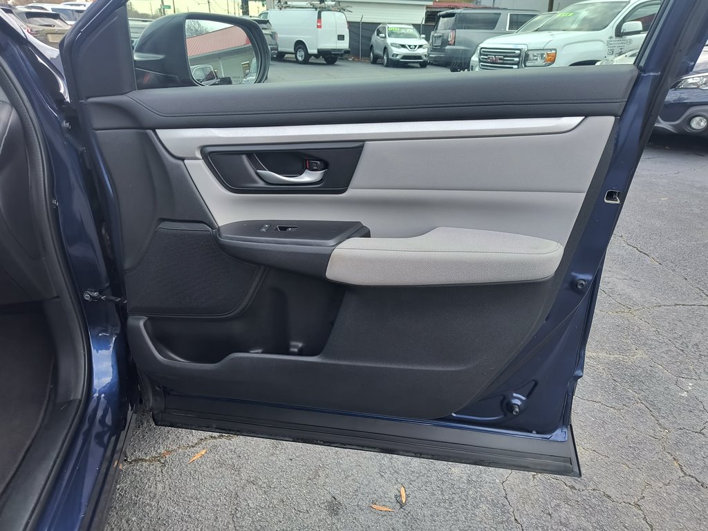 2019 Honda CR-V - $18,900