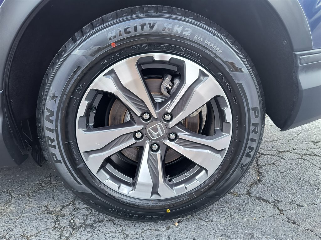 2019 Honda CR-V - $18,900