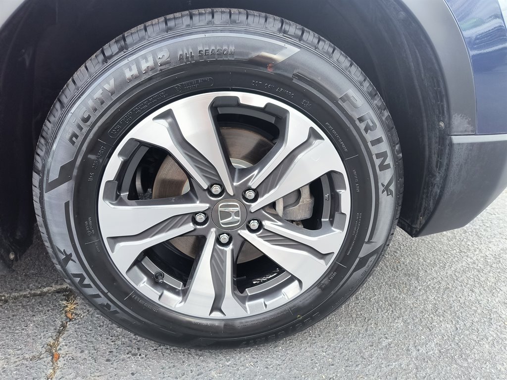 2019 Honda CR-V - $18,900