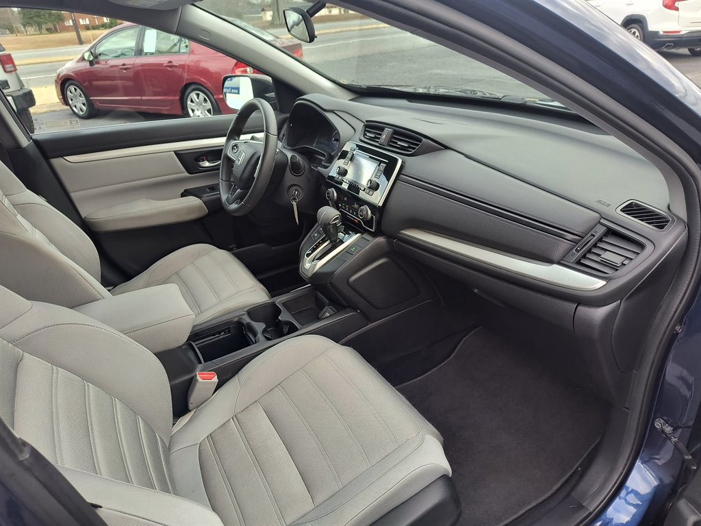 2019 Honda CR-V - $18,900