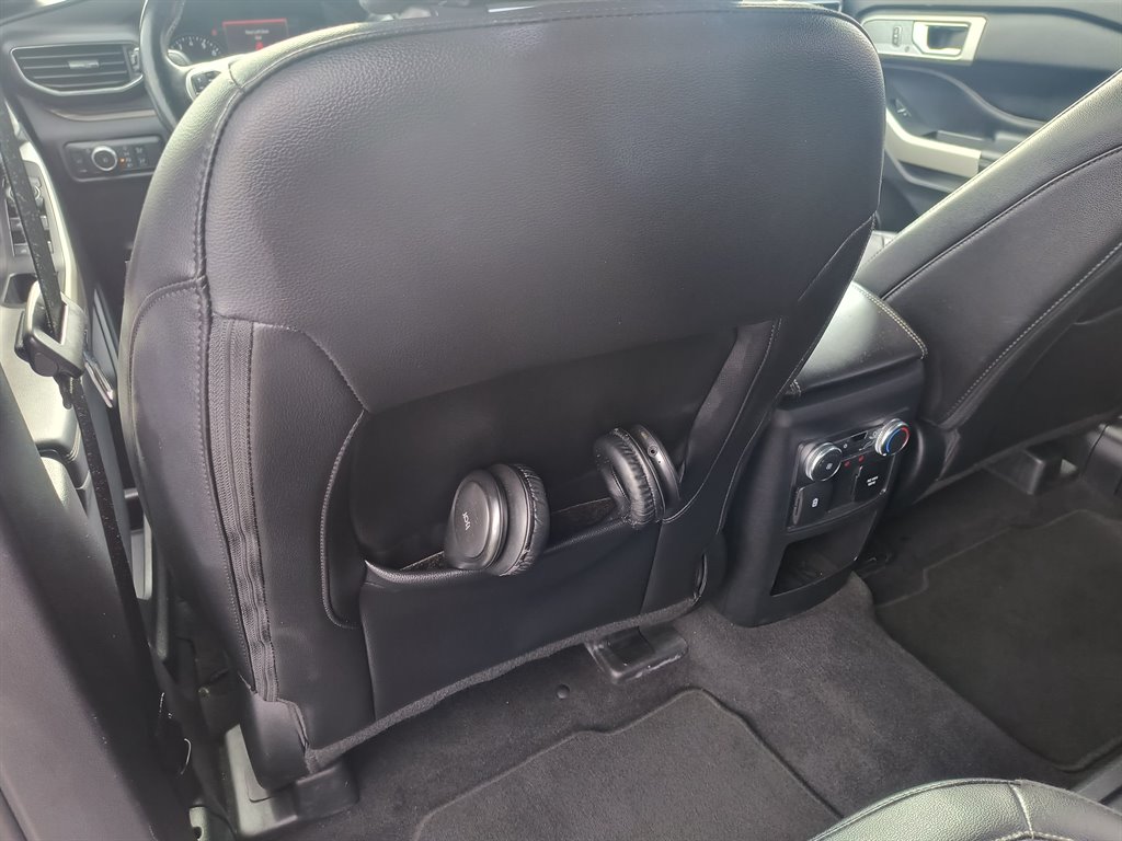 2021 Ford Explorer - $27,999