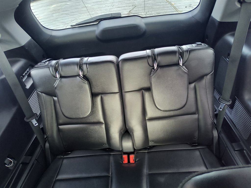 2021 Ford Explorer - $27,999