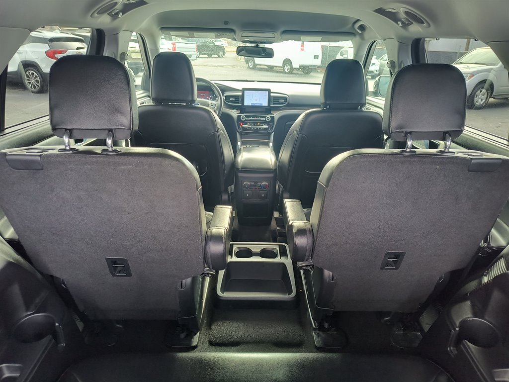 2021 Ford Explorer - $27,999
