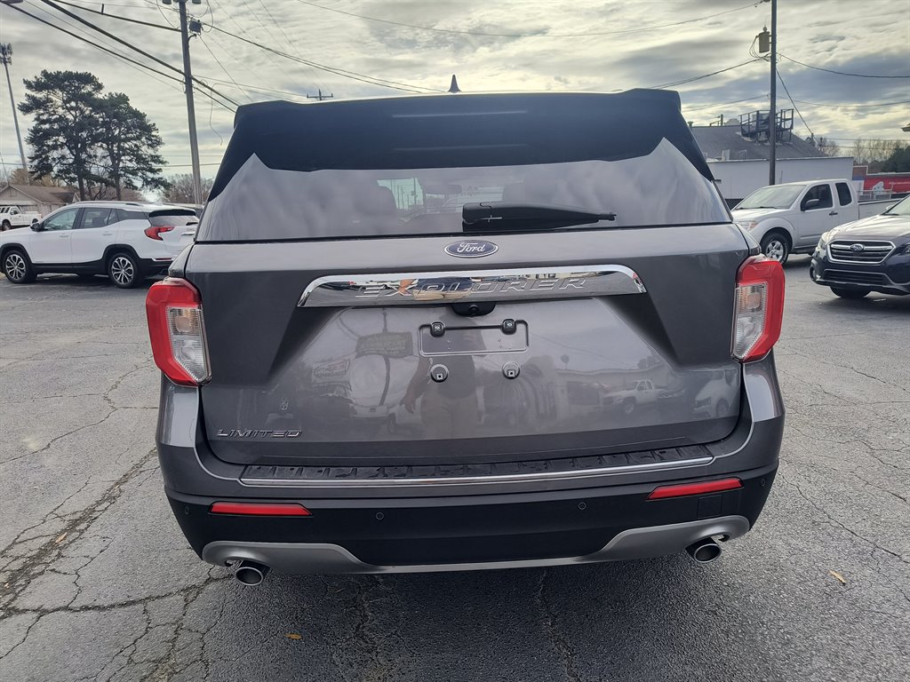 2021 Ford Explorer - $27,999