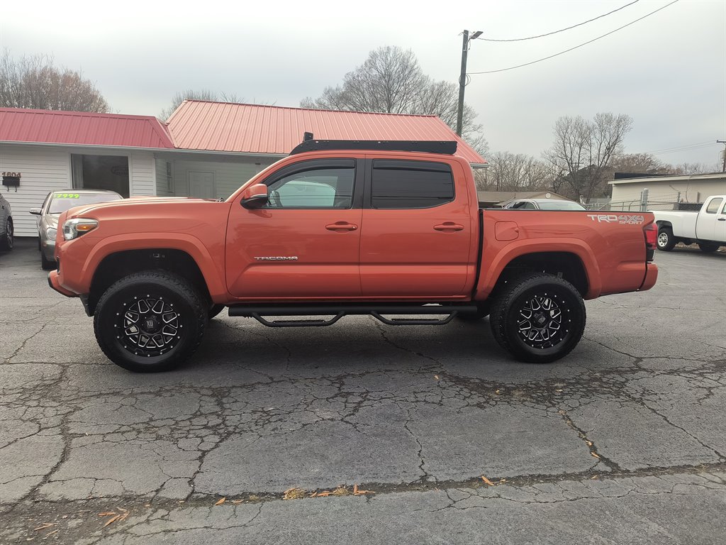 2018 Toyota Tacoma - $26,999