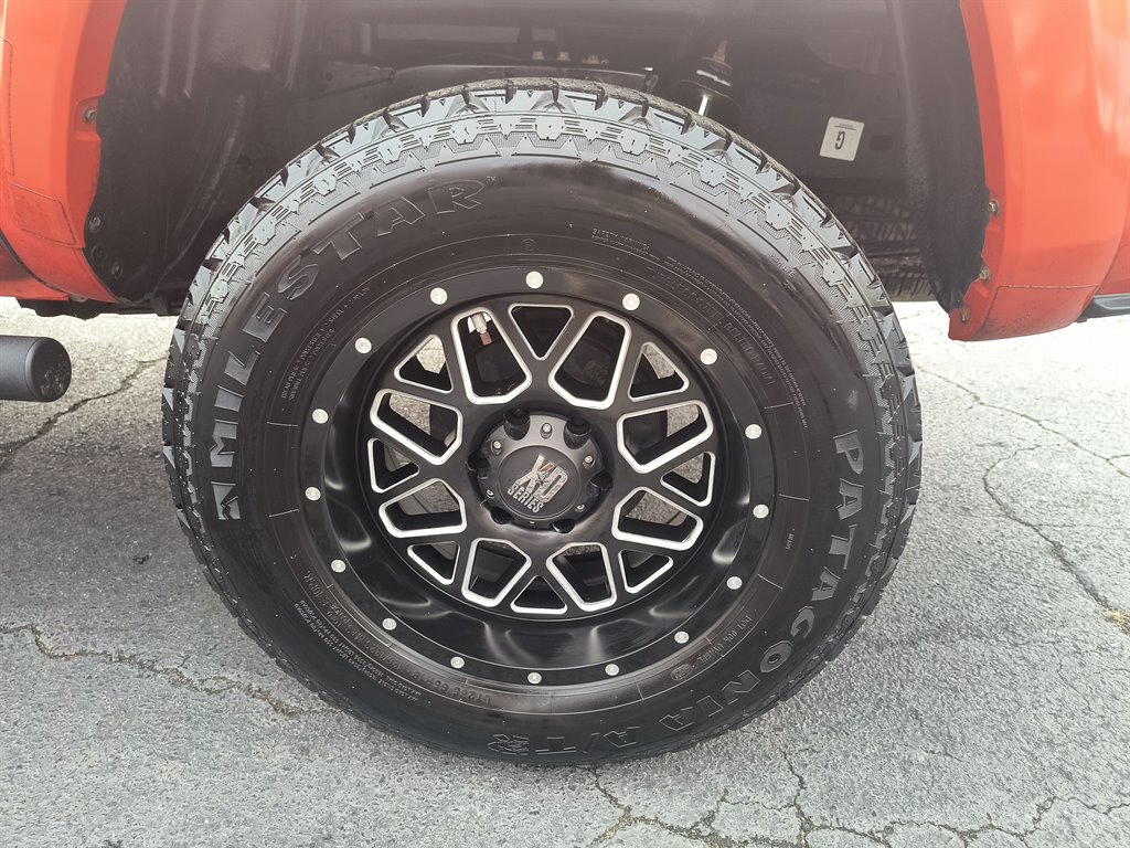 2018 Toyota Tacoma - $26,999