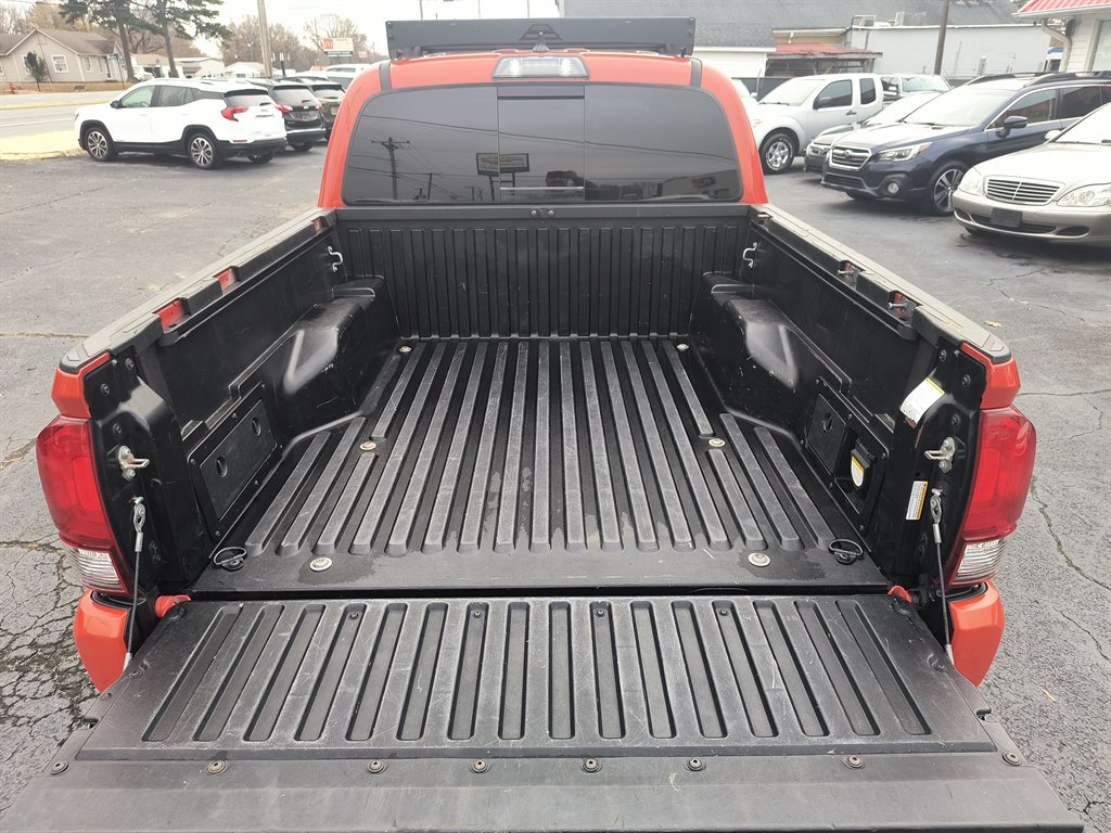 2018 Toyota Tacoma - $26,999