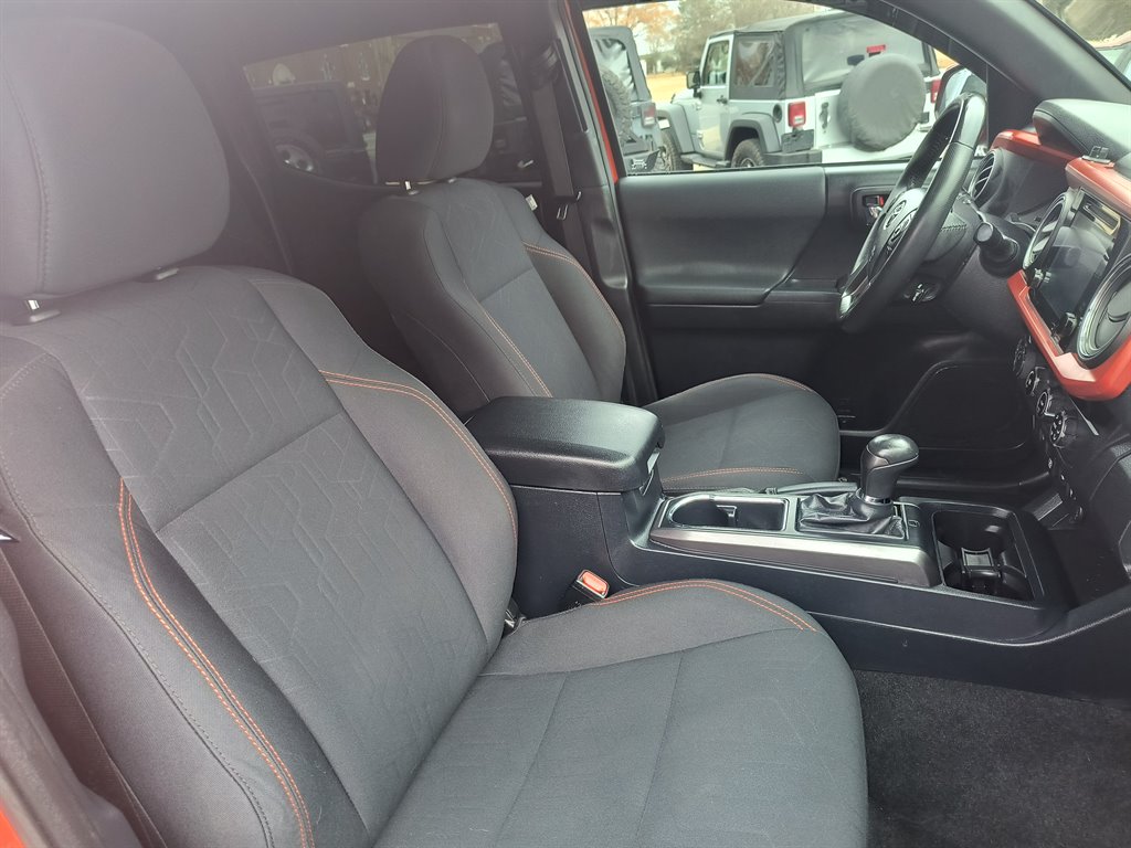 2018 Toyota Tacoma - $26,999
