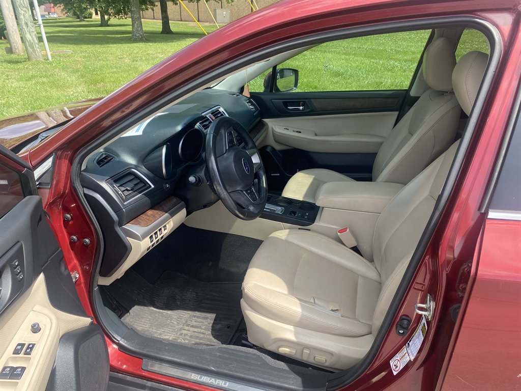 2016 Subaru Outback - $11,000