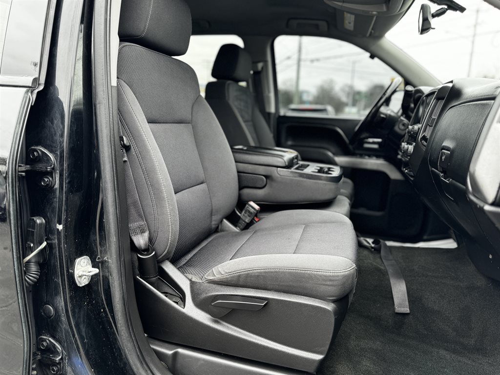 2016 Chevrolet Silverado 1500 LT photo