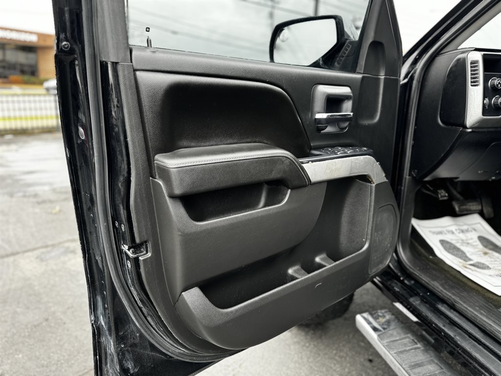 2016 Chevrolet Silverado 1500 LT photo