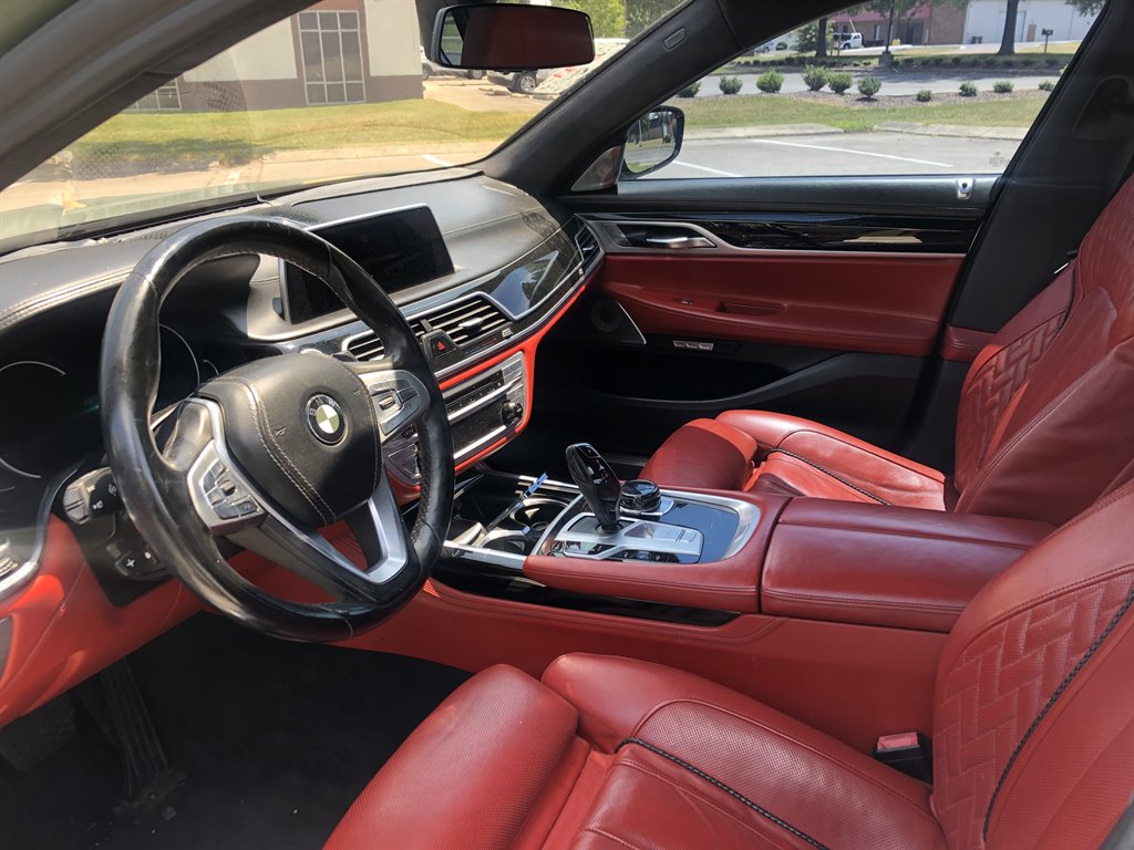 2018 BMW 7-Series 740xe photo