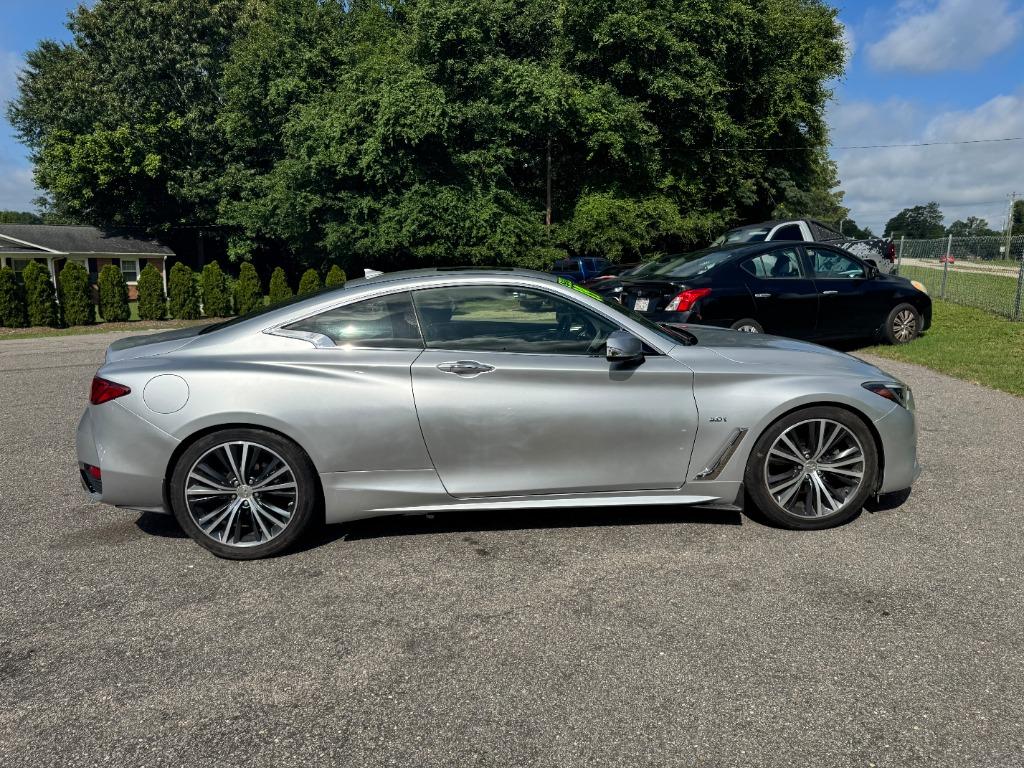 2019 INFINITI Q60