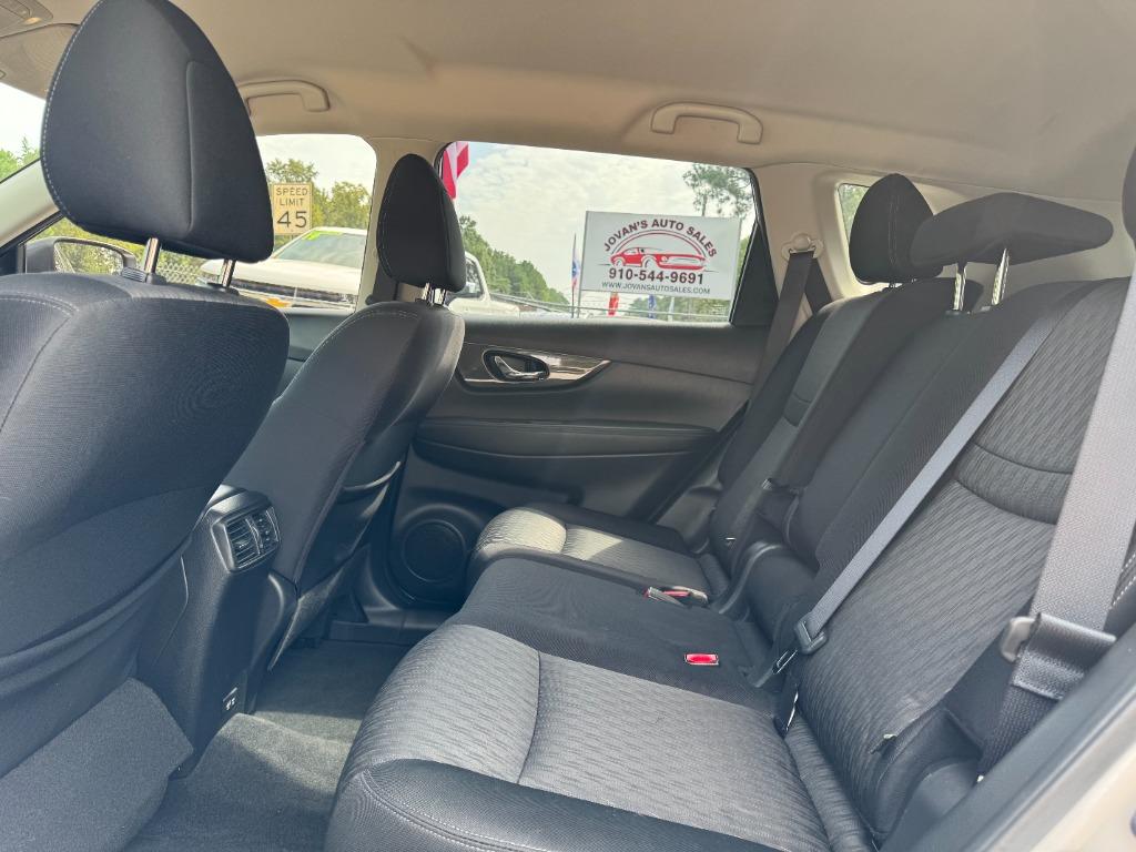 2020 Nissan Rogue