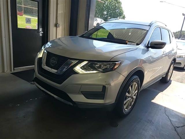 2020 Nissan Rogue