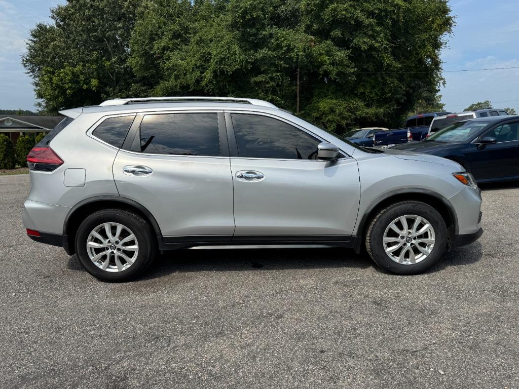 2020 Nissan Rogue