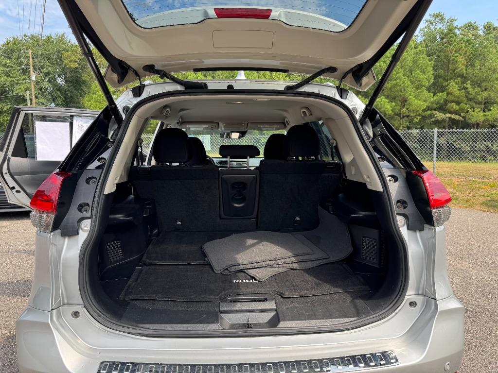 2020 Nissan Rogue