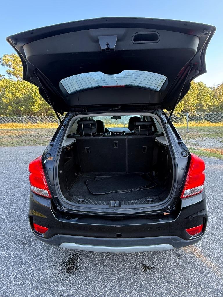 2022 Chevrolet Trax - $11,375