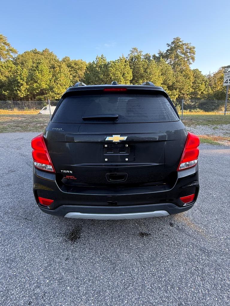 2022 Chevrolet Trax - $11,375
