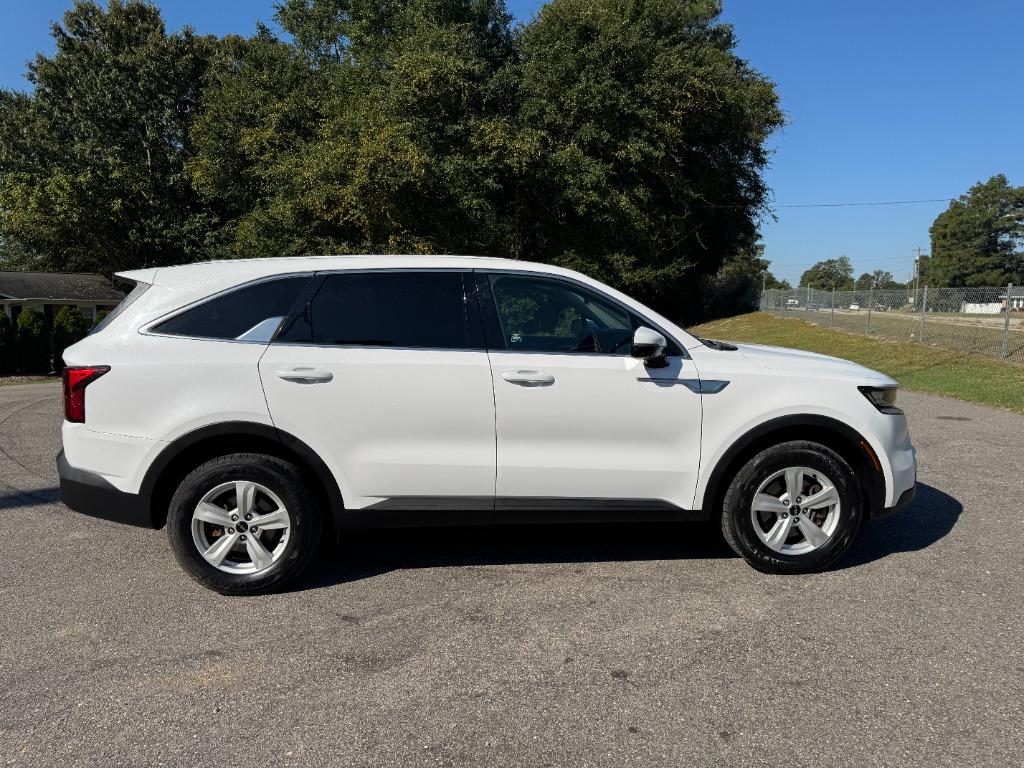 2022 Kia Sorento - $16,650