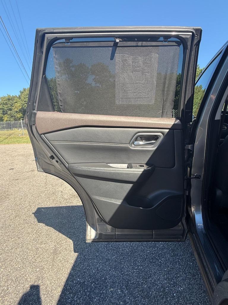 2021 Nissan Rogue - $17,400