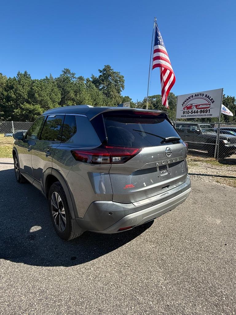 2021 Nissan Rogue - $17,400