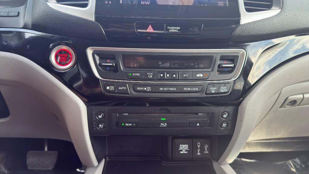 2018 Honda Pilot - $18,995