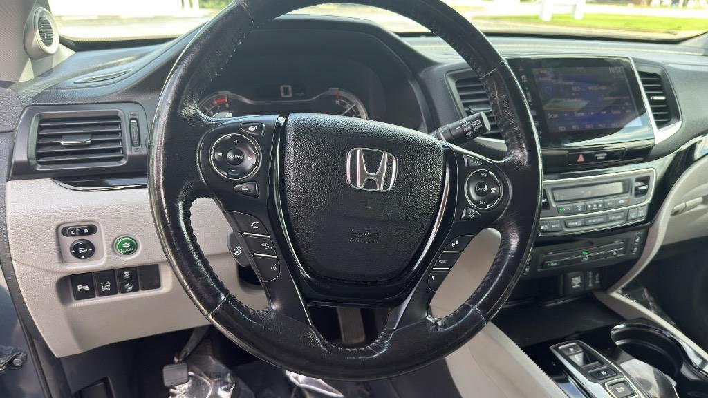 2018 Honda Pilot - $18,995