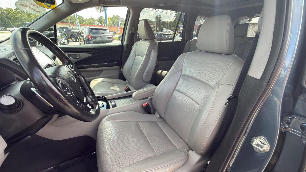 2018 Honda Pilot - $18,995