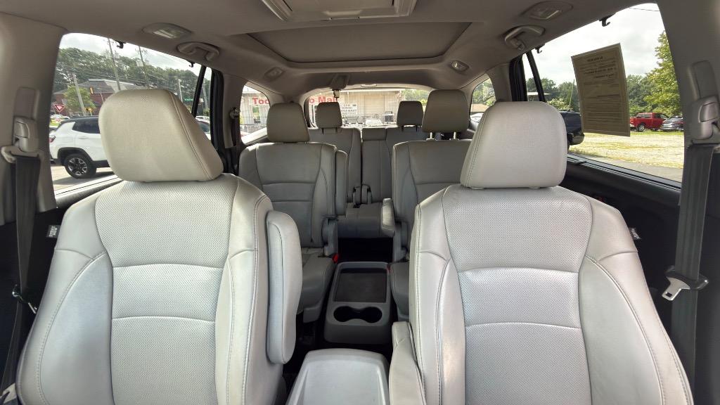 2018 Honda Pilot - $18,995