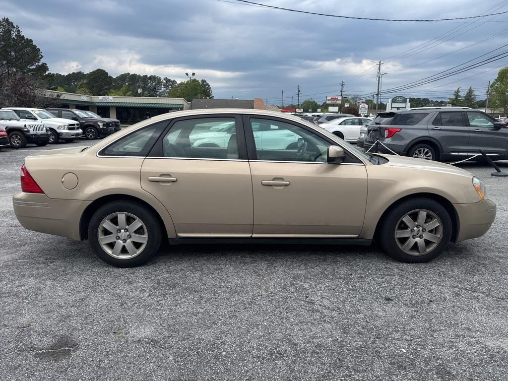 2007 Ford Five Hundred SEL photo