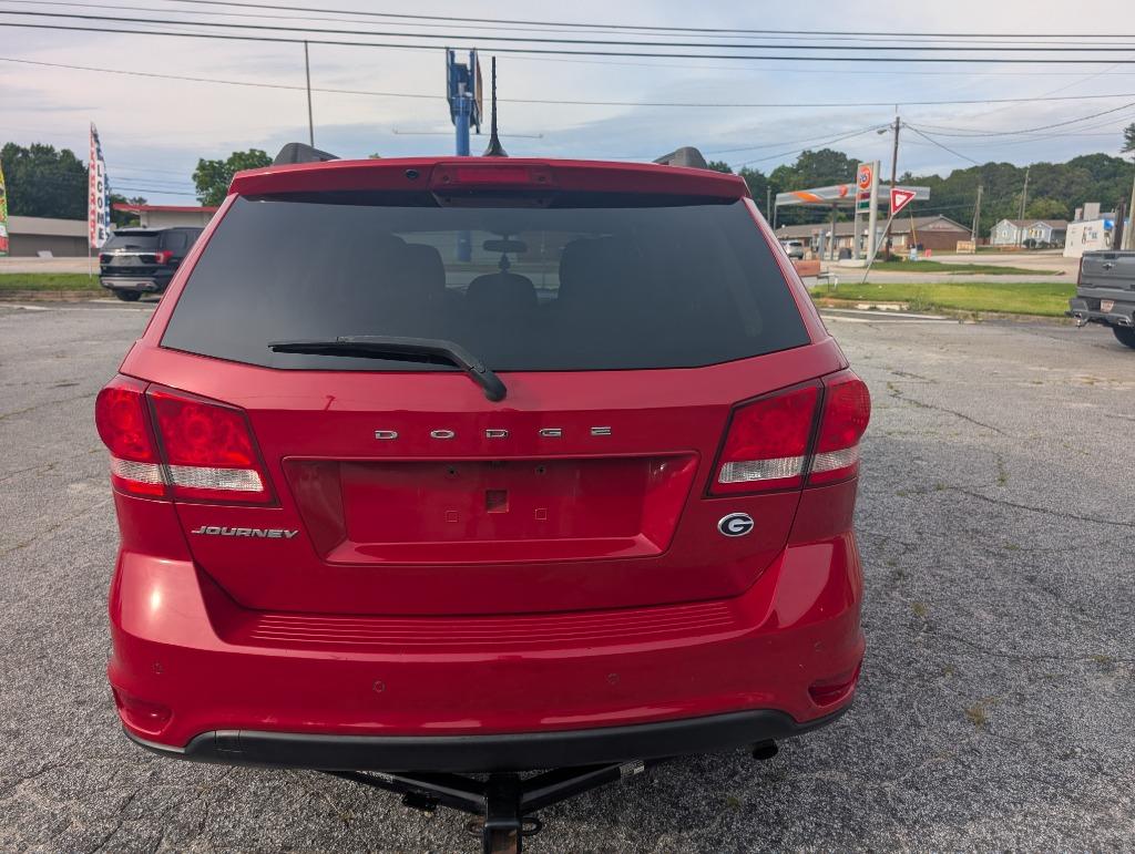 2018 Dodge Journey - $7,995