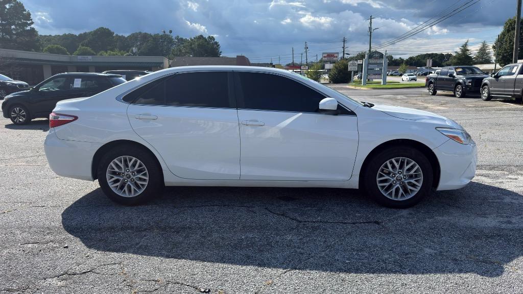 2016 Toyota Camry - $14,995