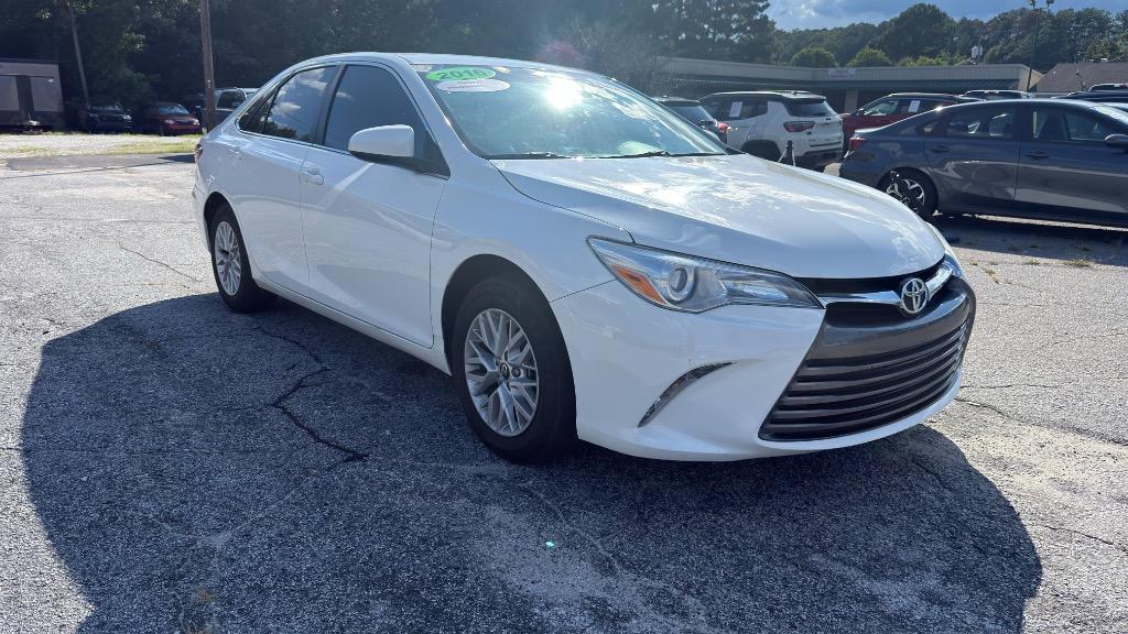 2016 Toyota Camry - $14,995