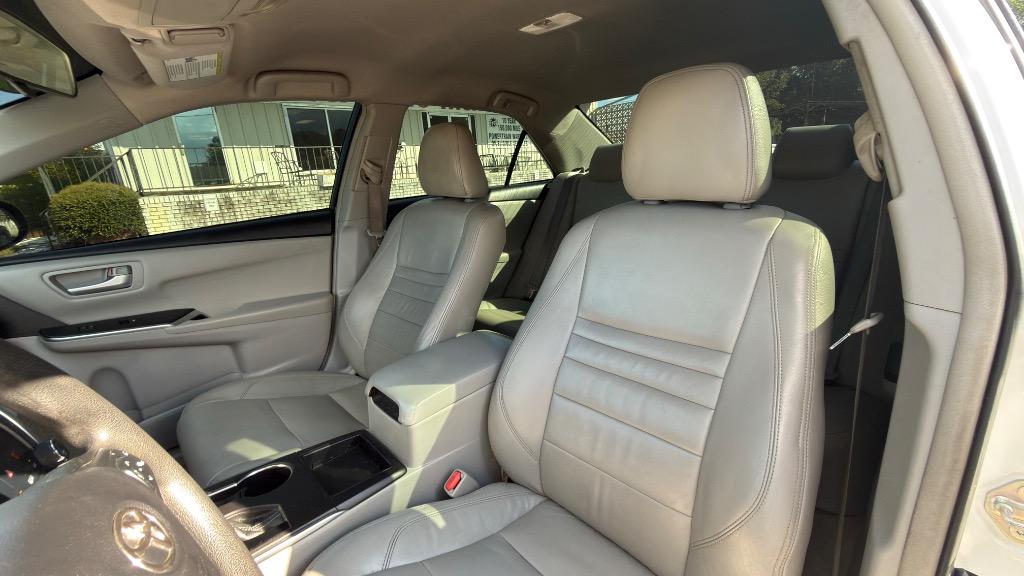 2016 Toyota Camry - $14,995