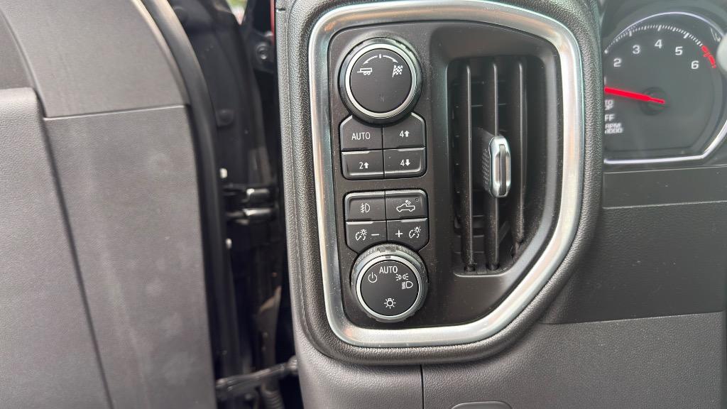 2019 Chevrolet Silverado - $32,995