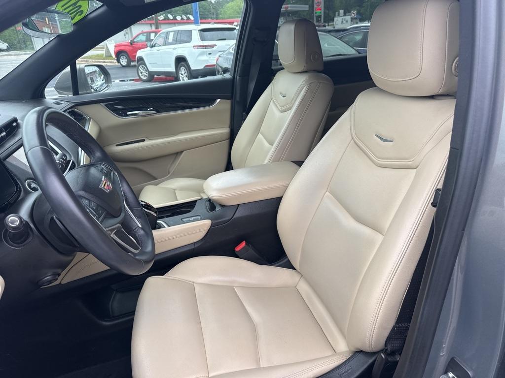 2017 Cadillac XT5 photo