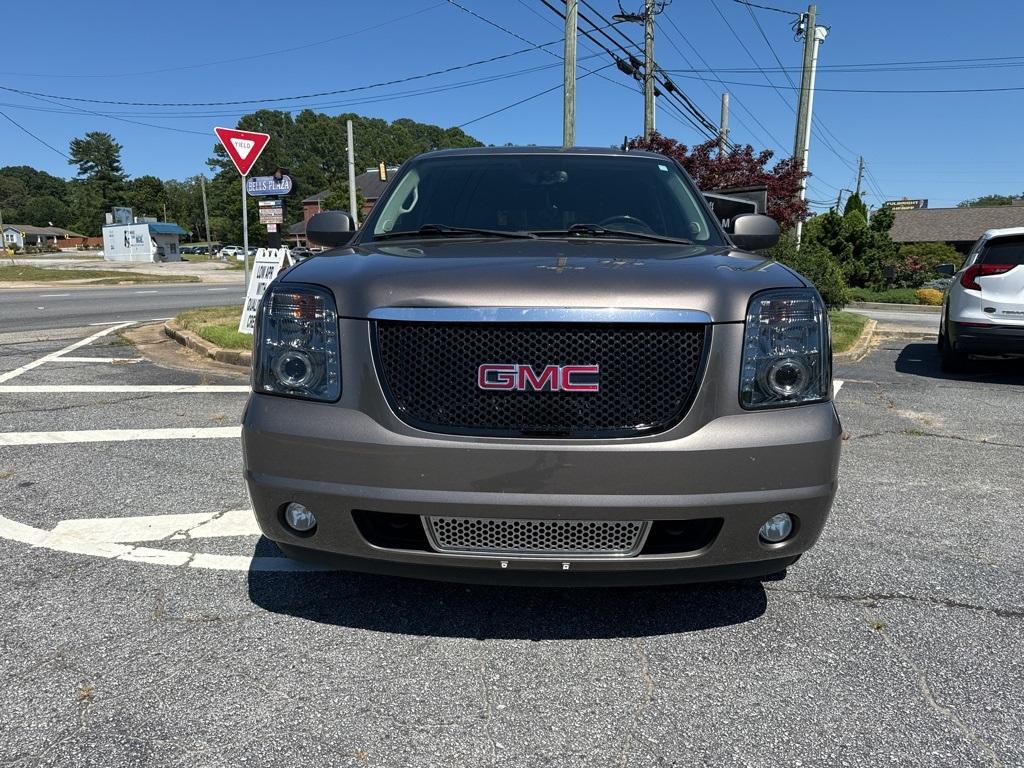 2011 GMC Yukon XL Denali photo