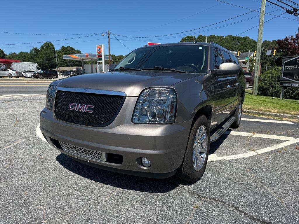 2011 GMC Yukon XL Denali photo