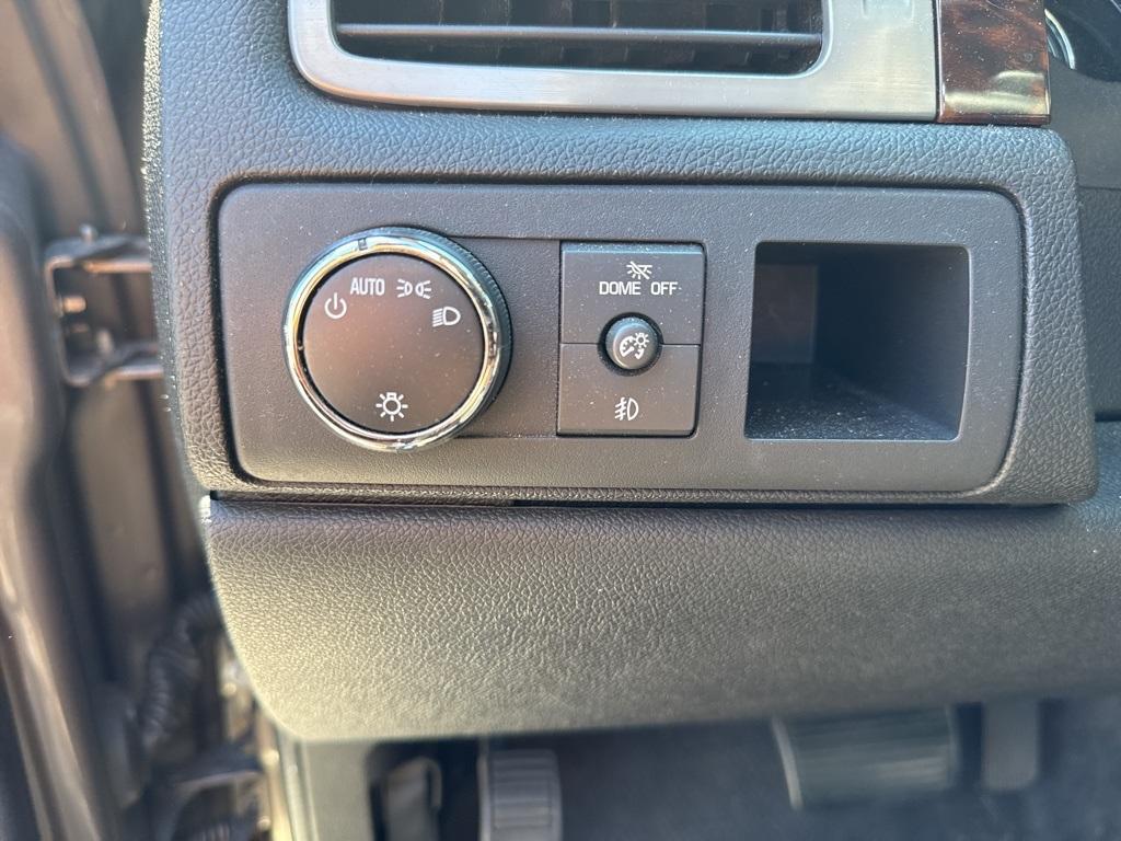 2011 GMC Yukon XL Denali photo