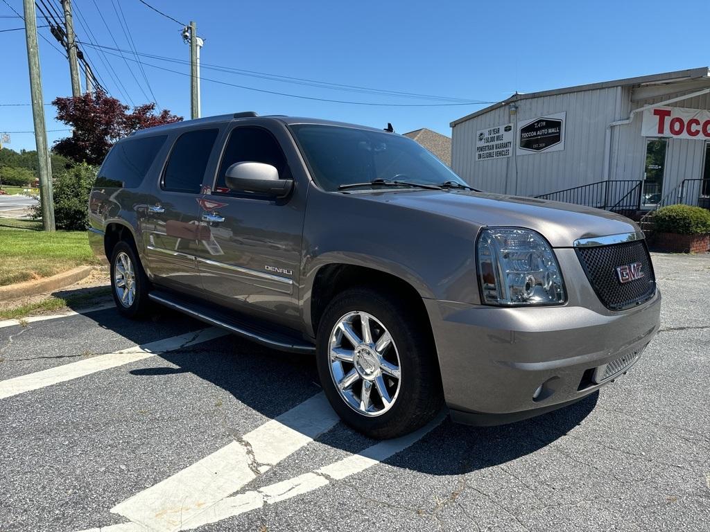 2011 GMC Yukon XL Denali photo