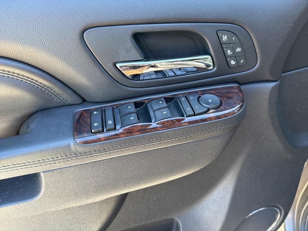 2011 GMC Yukon XL Denali photo