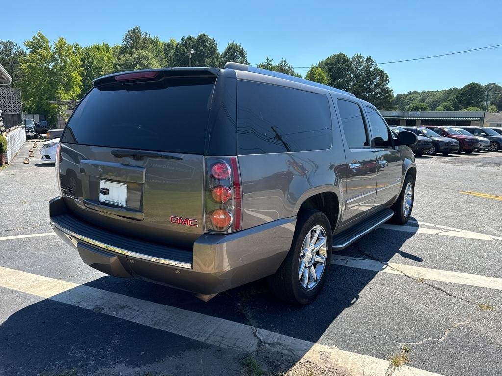 2011 GMC Yukon XL Denali photo