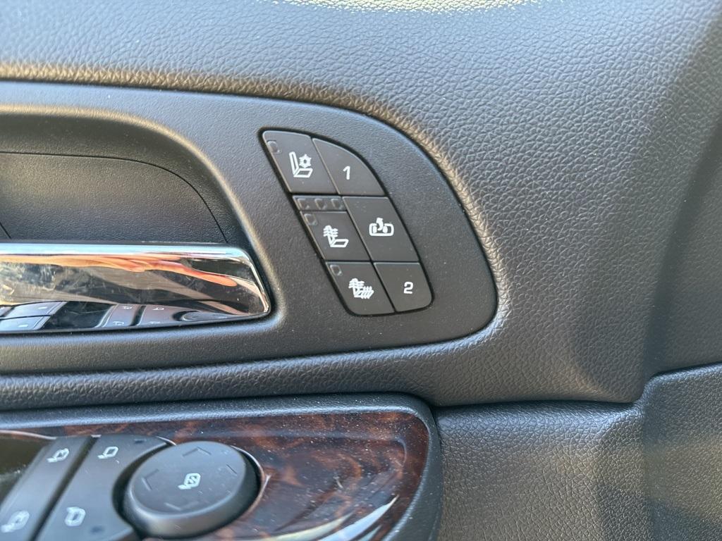 2011 GMC Yukon XL Denali photo